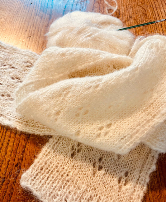 Le patron (pdf): Je tricote mon écharpe dentelle