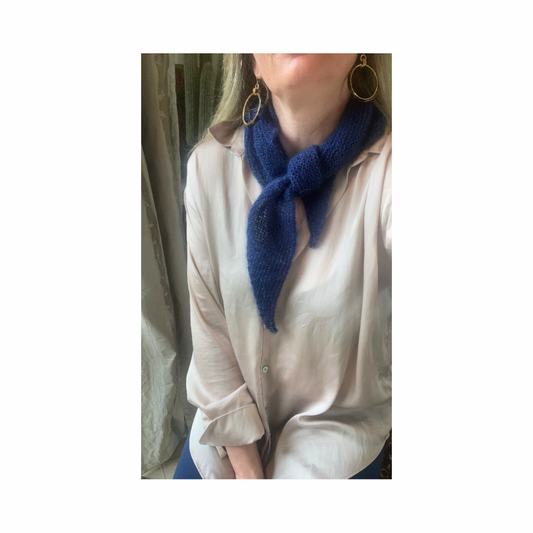 Le petit bobo bleu marine